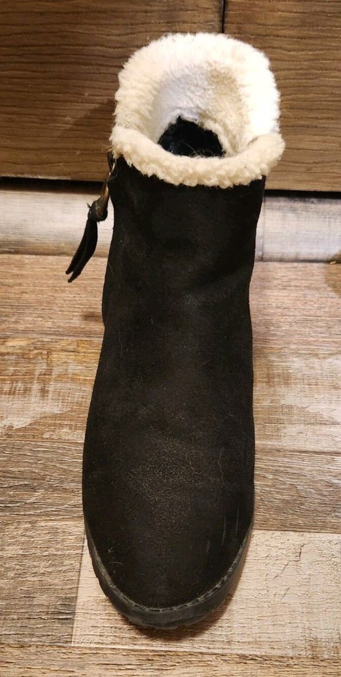 Ladies 7 a.n.a. Women's Zip Up Faux Suede Black Ankle Boots, With Faux Fur Cuff - Picture 2 of 11
